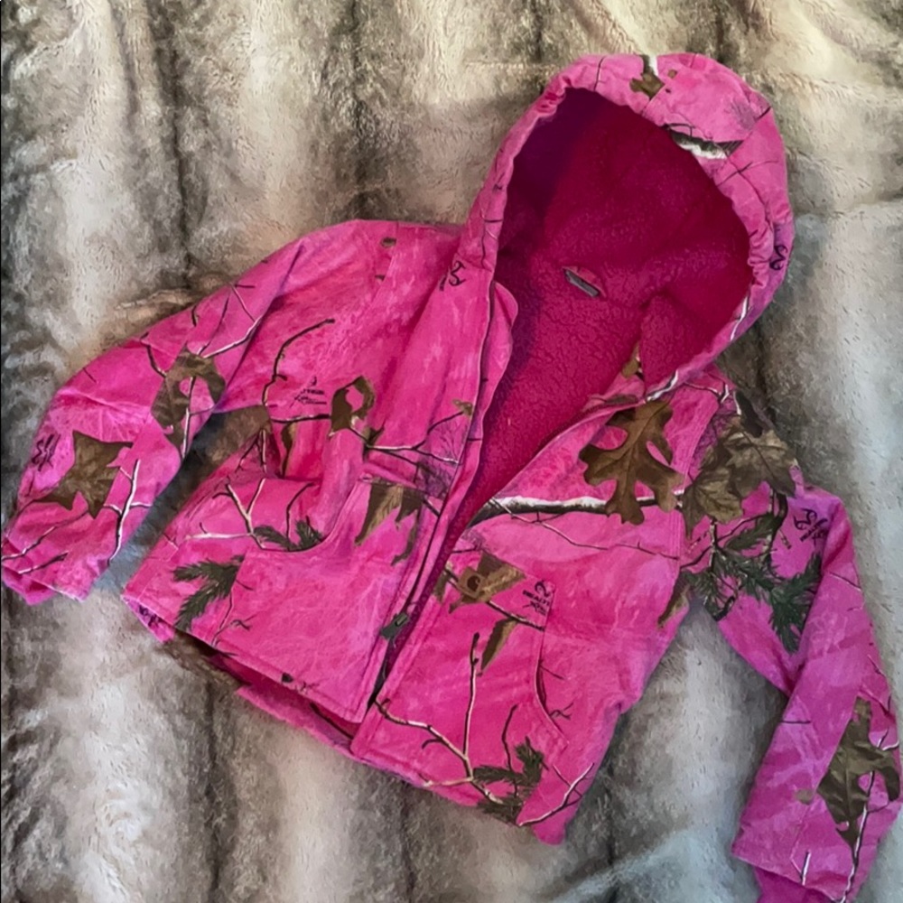 Girls Sherpa Lined Carhartt Coat (Realtree camo)